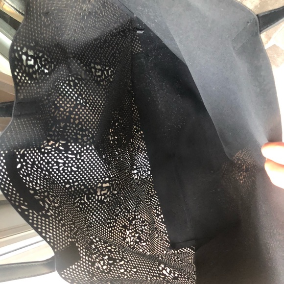 Black Victoria Secret bag - Picture 3 of 4